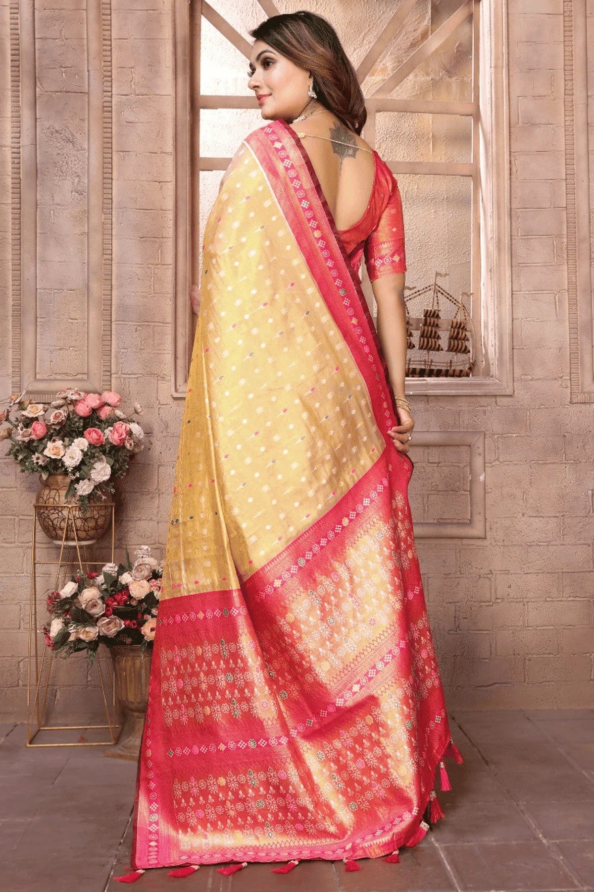 Gold Colour Woven Work Pure Banarasi Tissue Silk Traditional Saree SD1250301 B