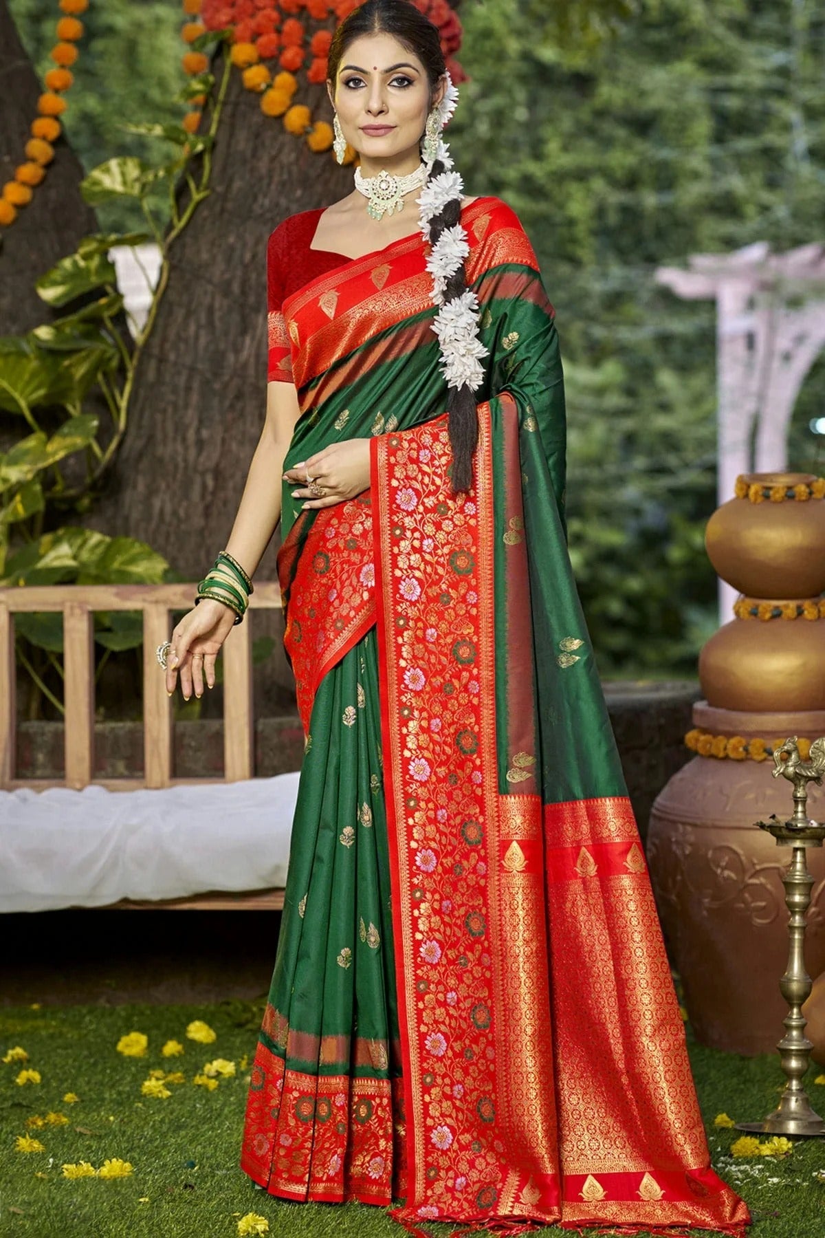 Green Colour Silk Woven Work Traditional Saree SD1102786
