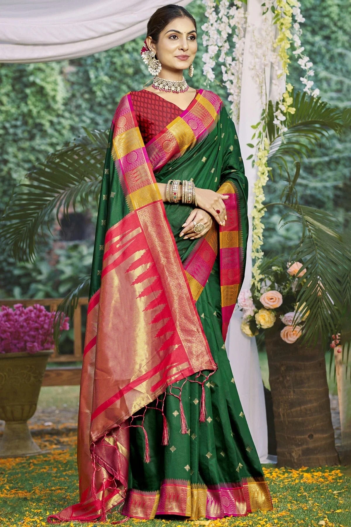 Green Colour Silk Woven Work Traditional Saree SD1102796