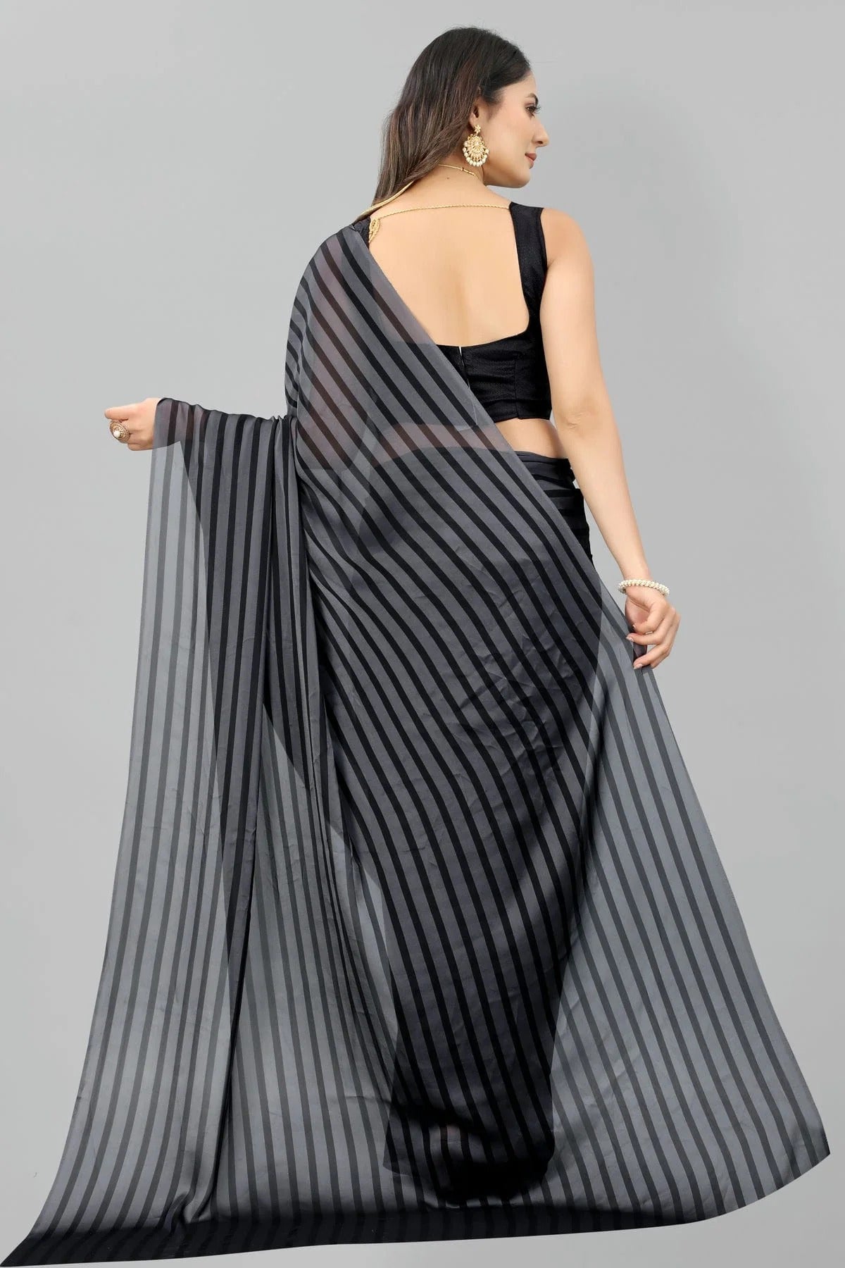 Grey Colour Poly Georgette Printed Saree SD1180116 A