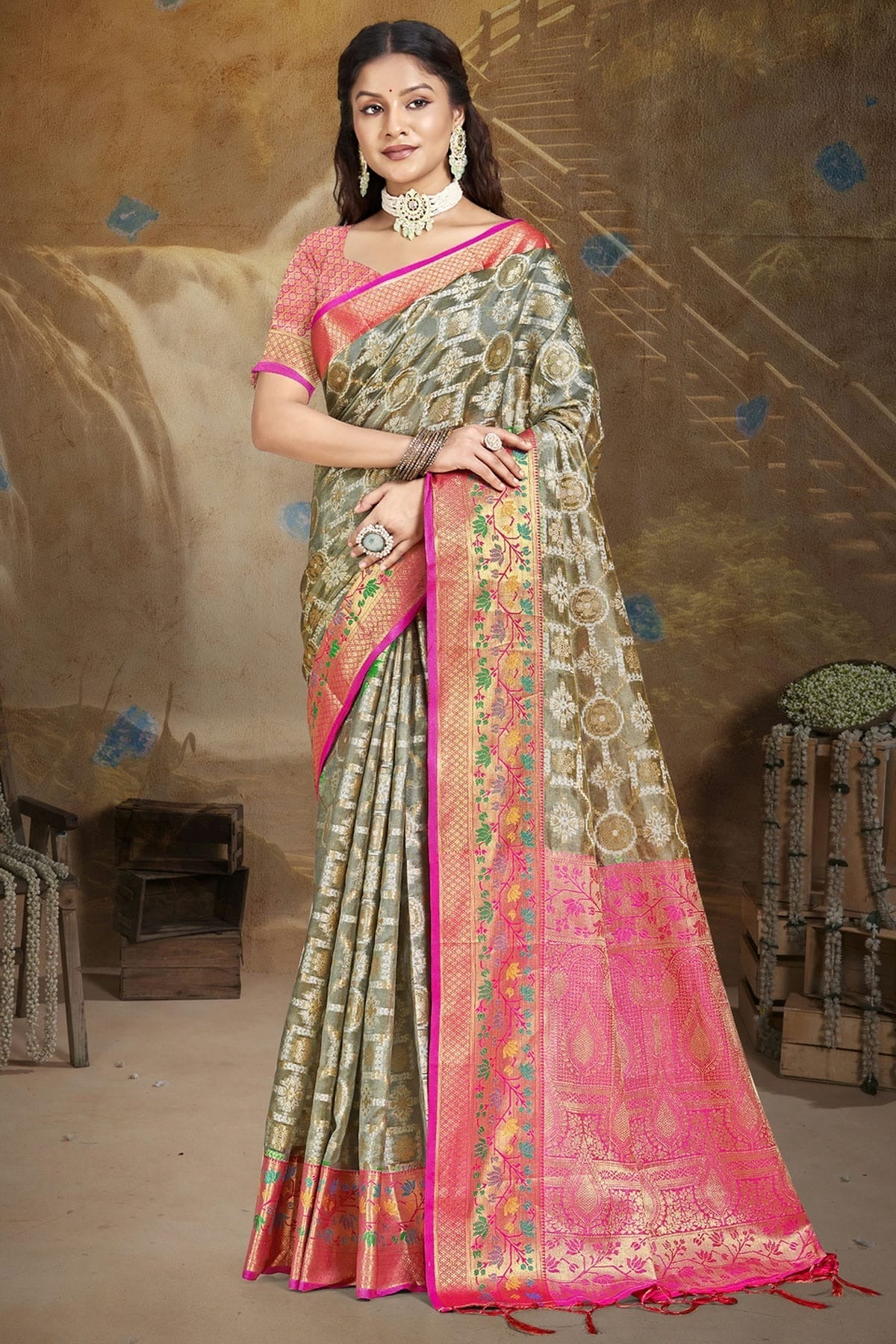 Grey Colour Silk Traditional Saree SD1102739
