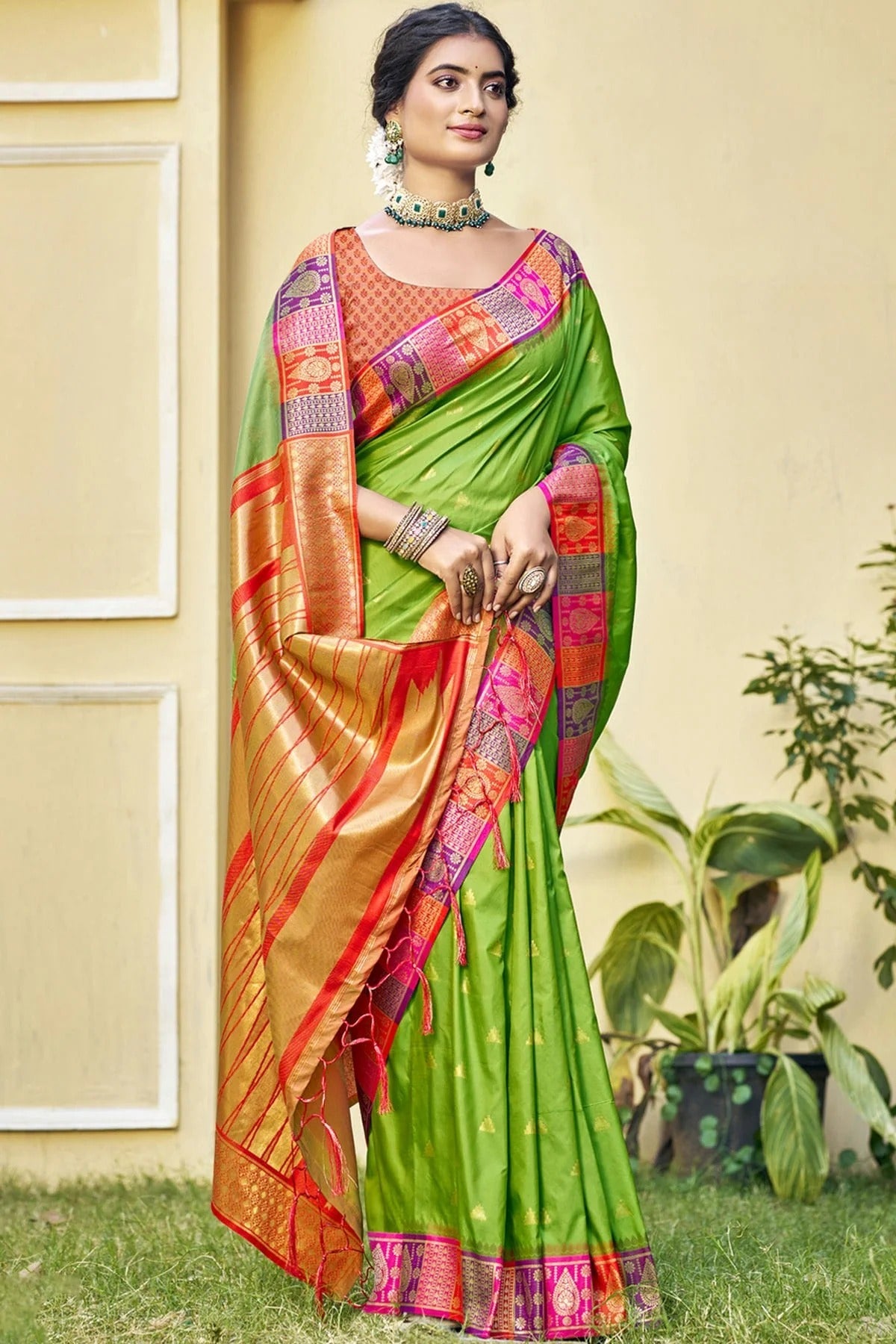 Light Green Colour Silk Woven Work Traditional Saree SD1102846