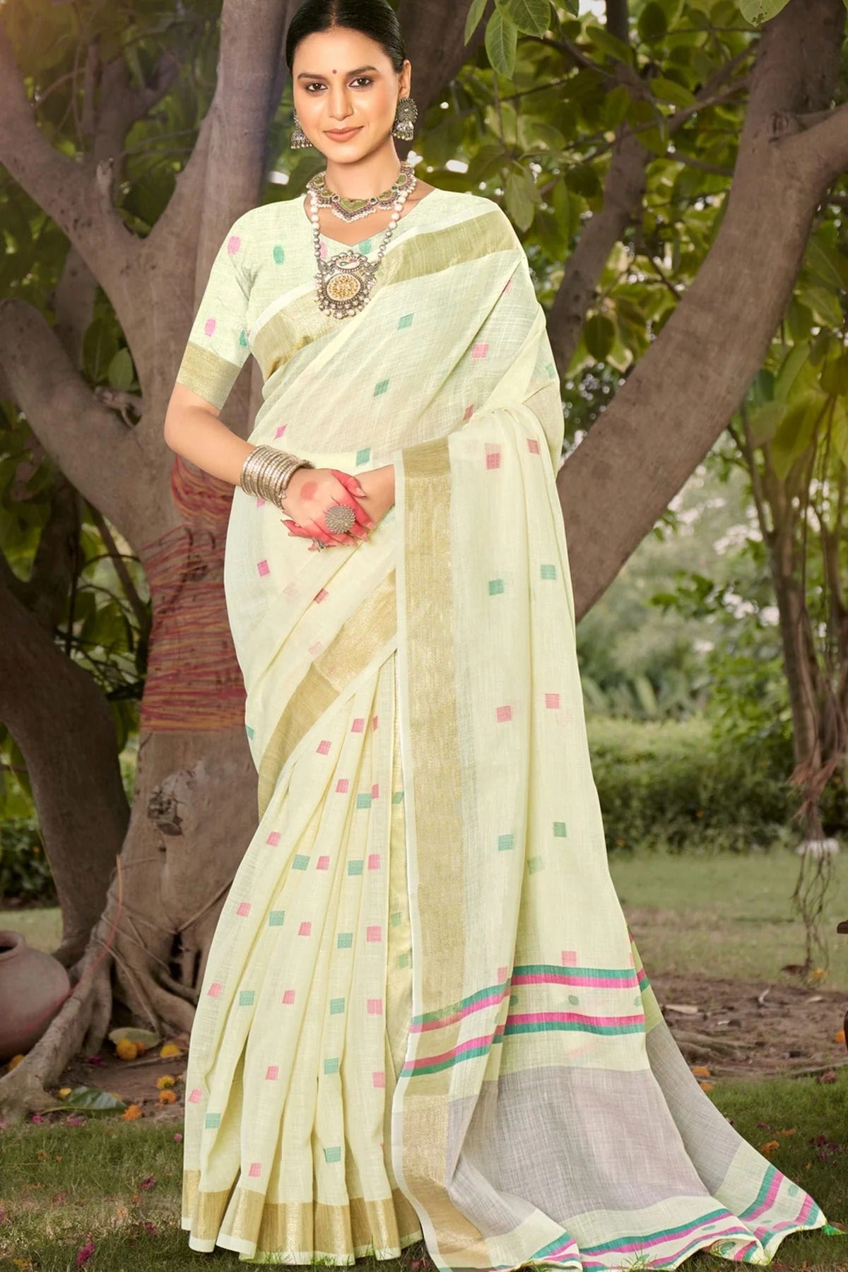 Off White Colour Zari Work Cotton Saree SD1102323