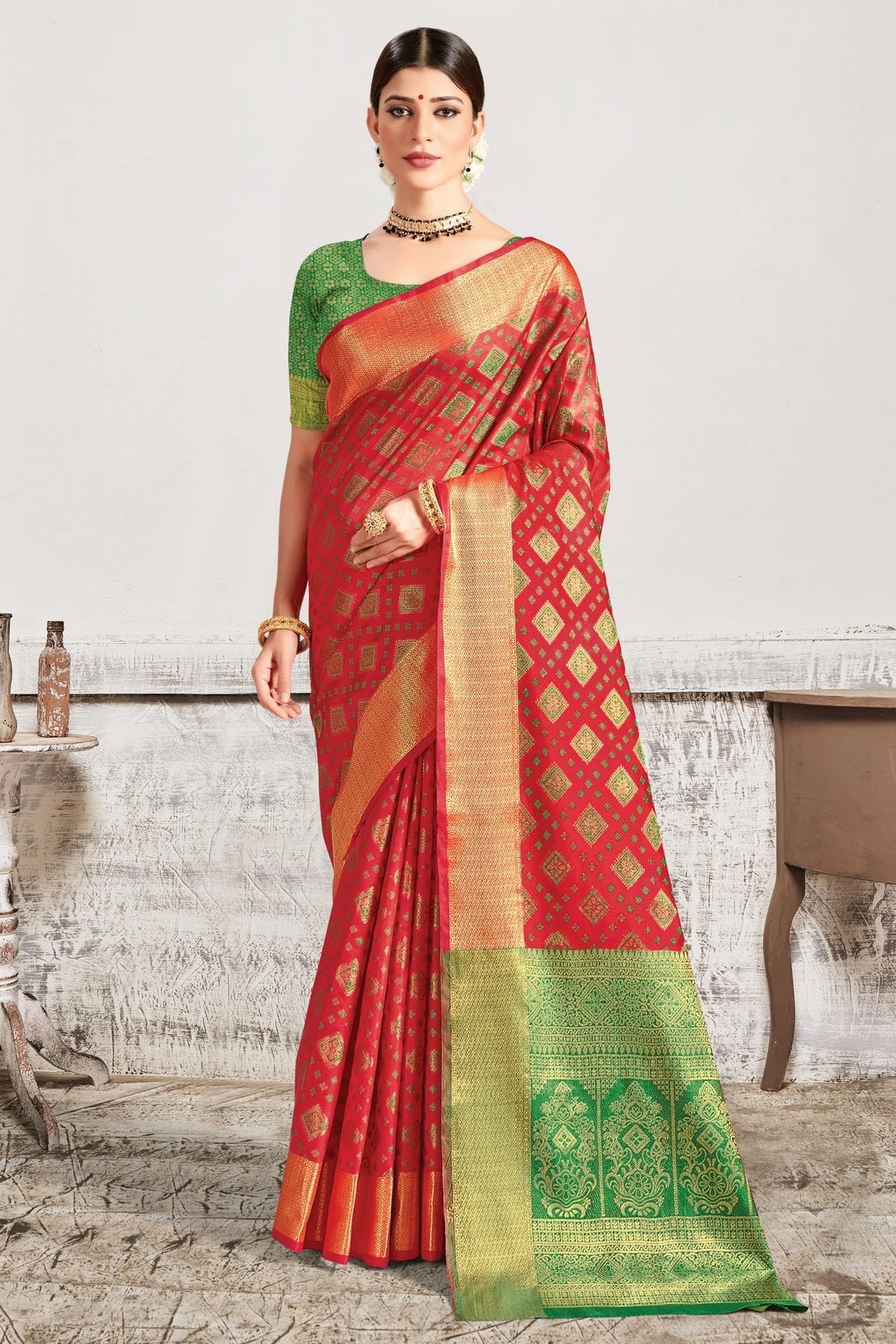 Red Colour Woven Work Patola Silk Saree SD1101314
