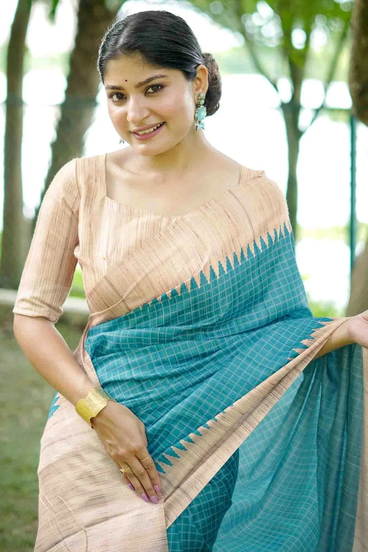 Sky Blue Colour Tussar Silk Traditional Saree SD1260069 B