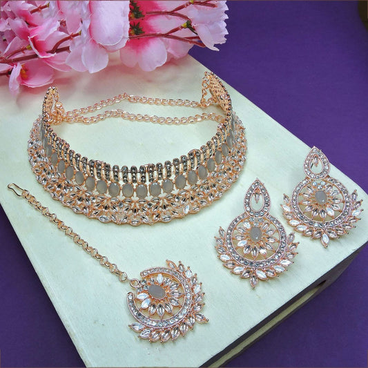 Alloy Choker Necklace Set In Grey Colour NS1250049