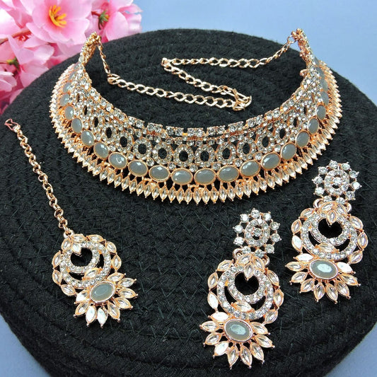 Alloy Choker Necklace Set In Grey Colour NS1250114