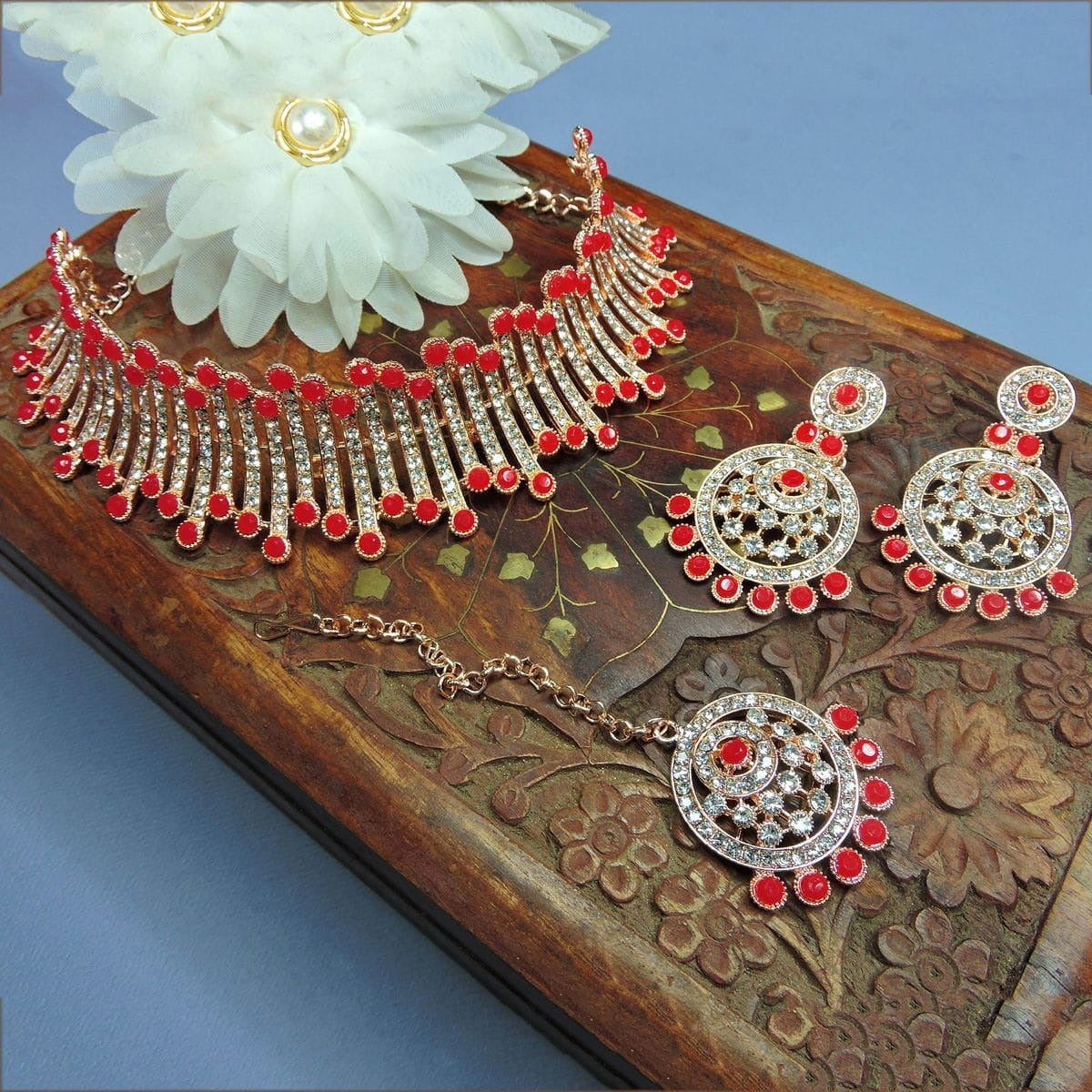 Alloy Choker Necklace Set In Red Colour NS1250044