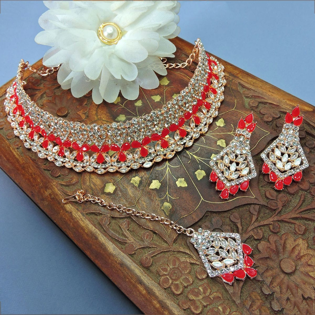 Alloy Choker Necklace Set In Red Colour NS1250108