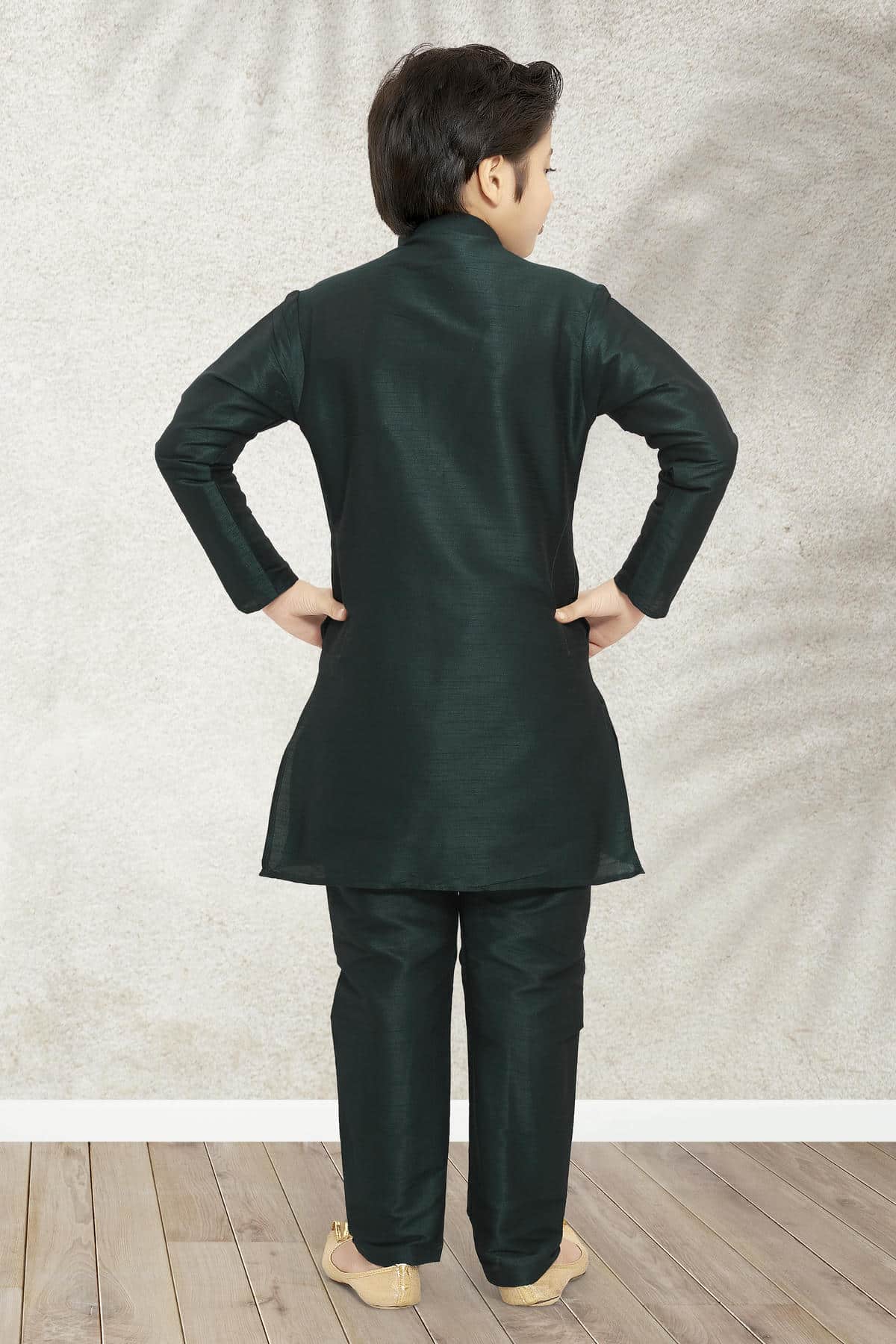 Art Banarasi Silk Solid Green Colour Kurta Pajama