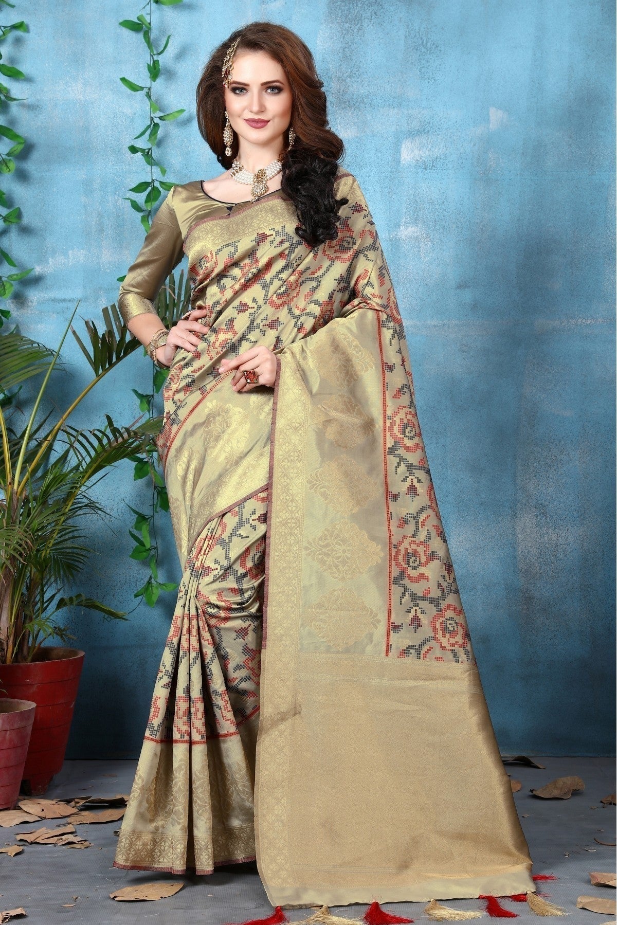 Beige Colour Banarasi Art Silk Woven Saree SD1120794