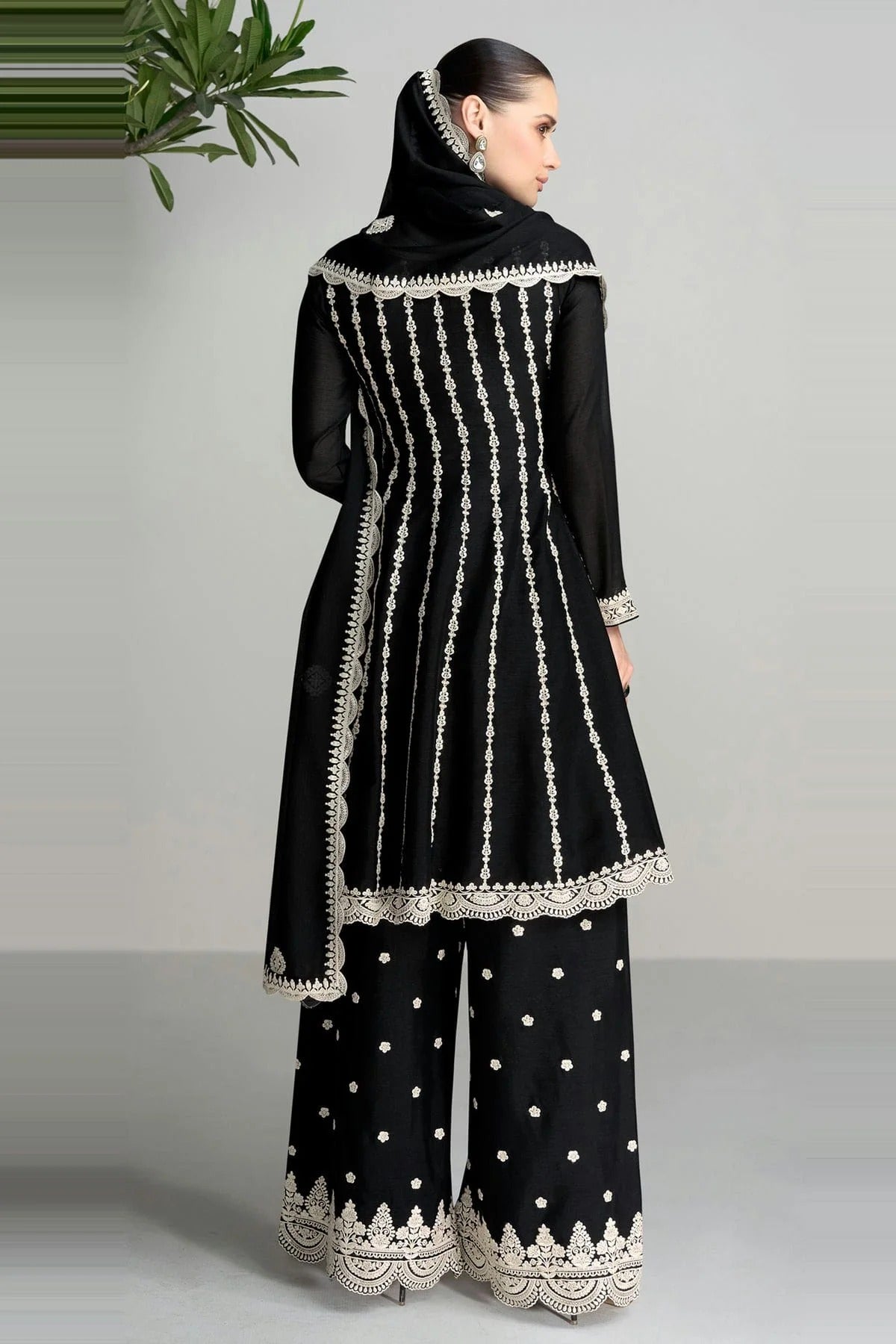 Black Colour Blomming Chinon Palazzo Pant Suit SM1140064 A