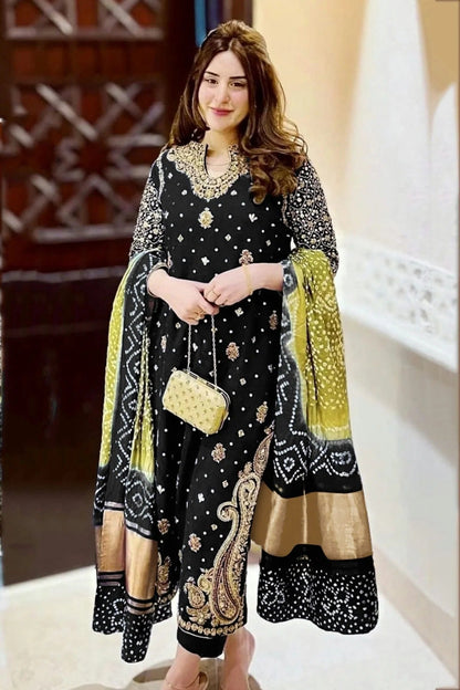 Black Colour Faux Georgette Pakistani Suit SM1140079