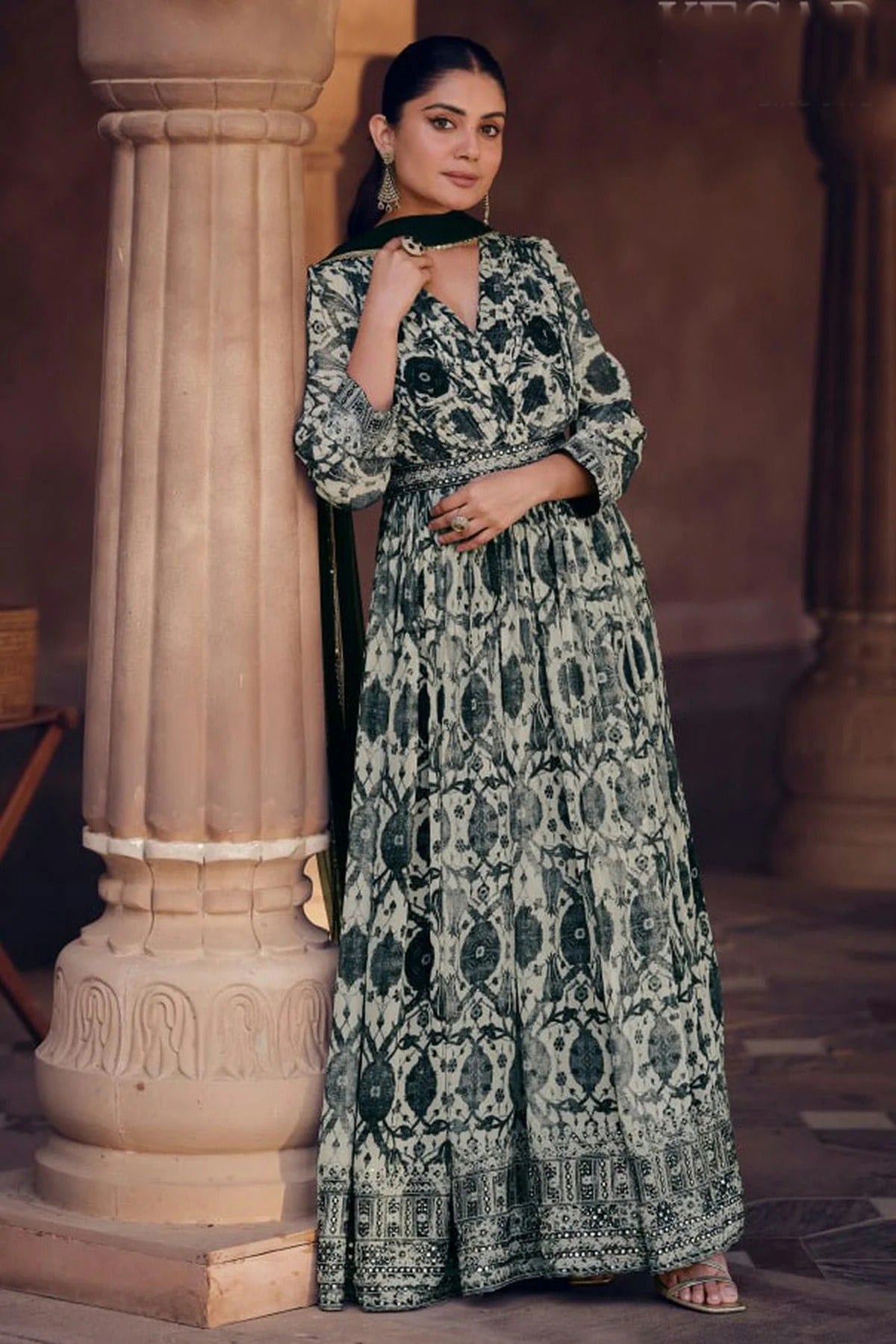 Black Colour Georgette Anarkali Suit SM1140083
