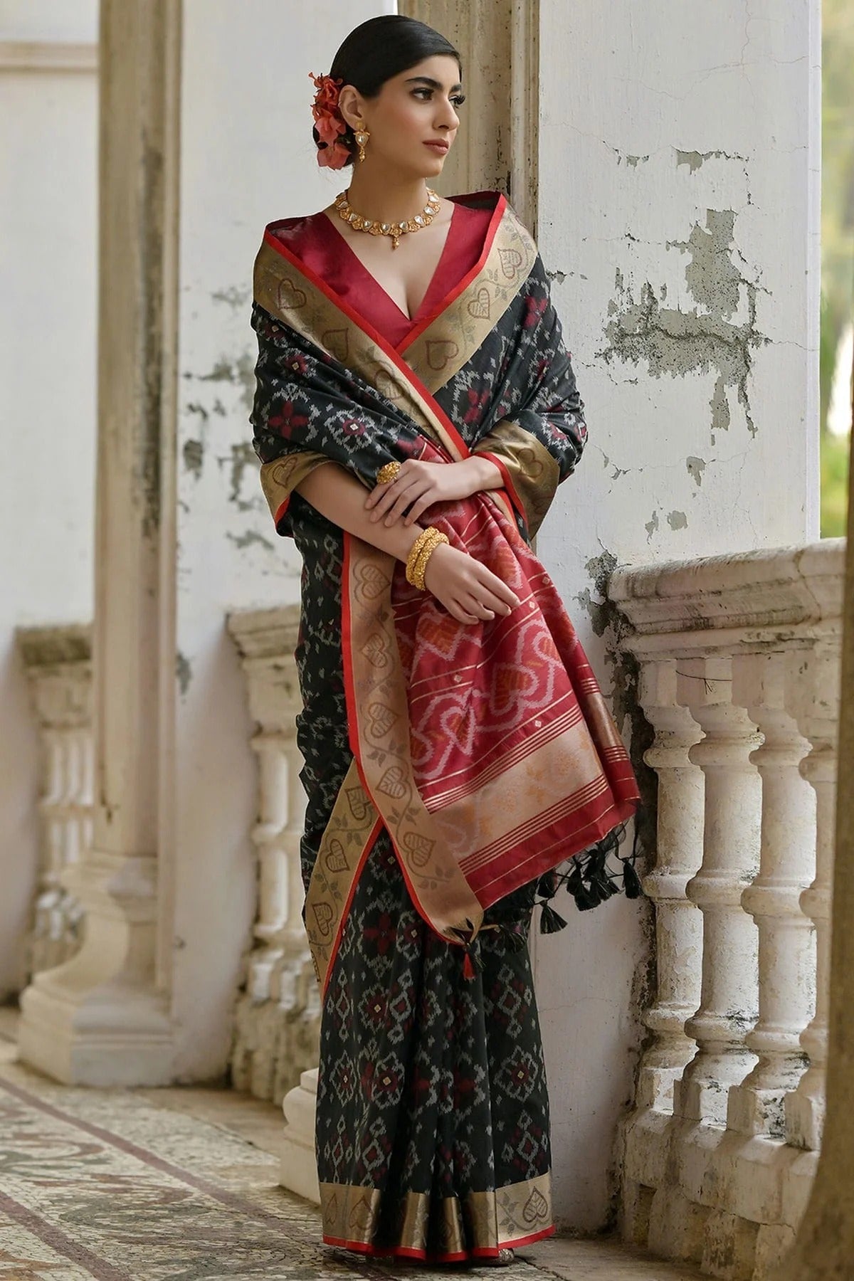 Black Colour Woven Work Raw Silk Saree SD1260033 A