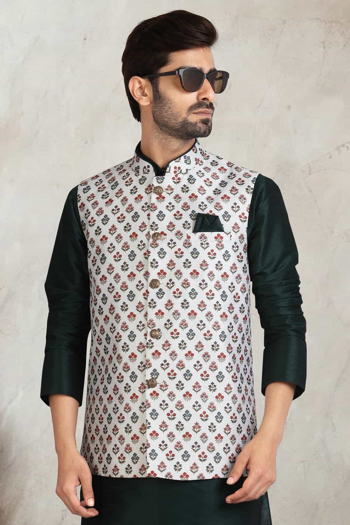 Cream Colour Banarasi Silk Digital Printed Kurta Pajama With Jacket