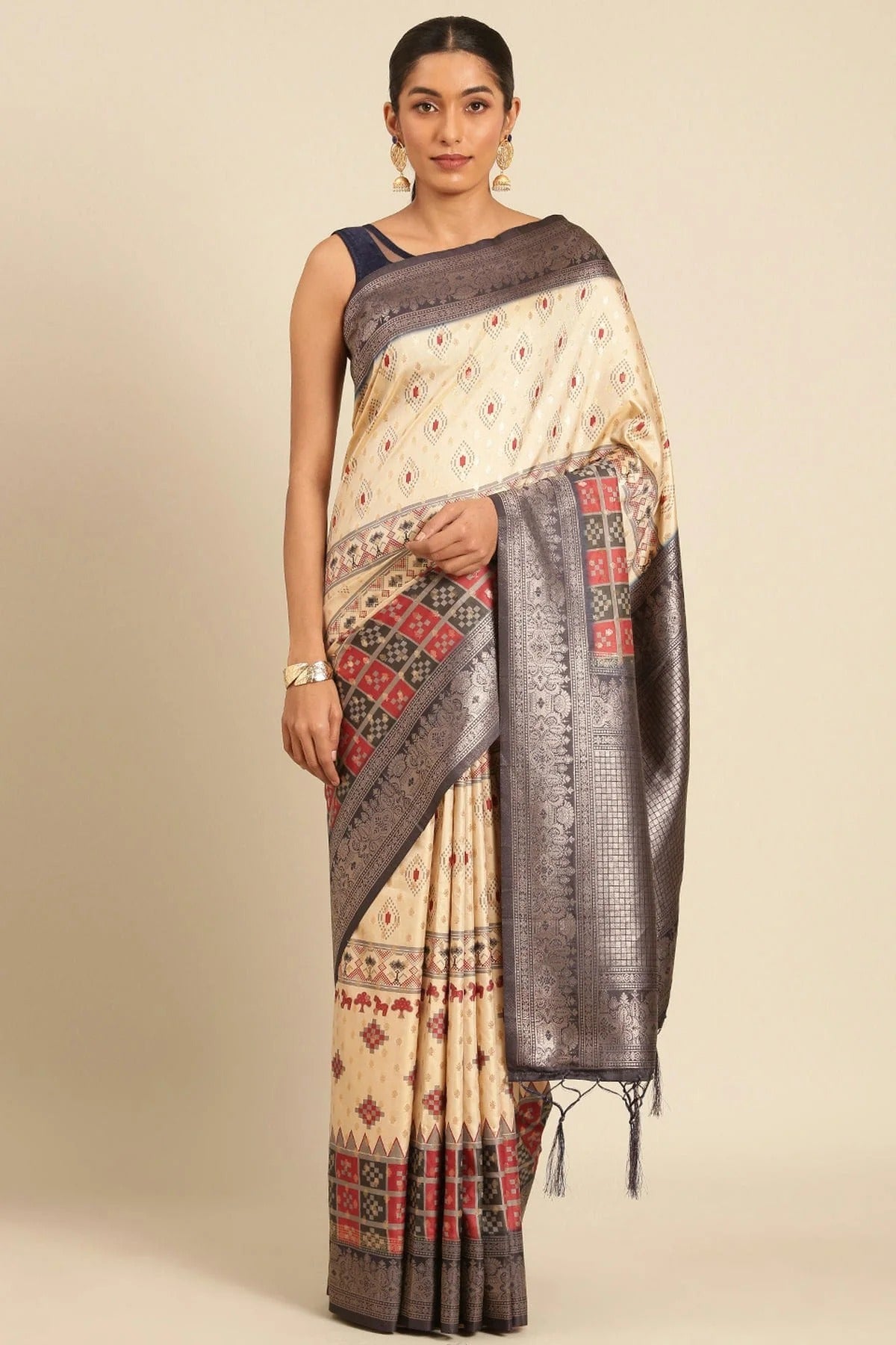 Cream Colour Silk Traditional Saree SD1102547