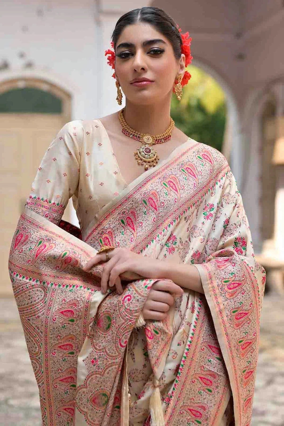 Cream Colour Silk Traditional Saree SD1260047 B