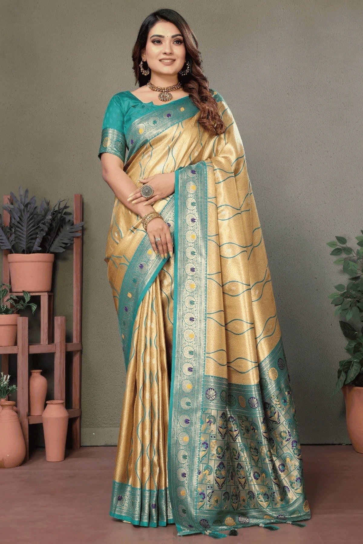 Cream Colour Woven Work Pure Banarasi Tissue Silk Traditional Saree SD1250319