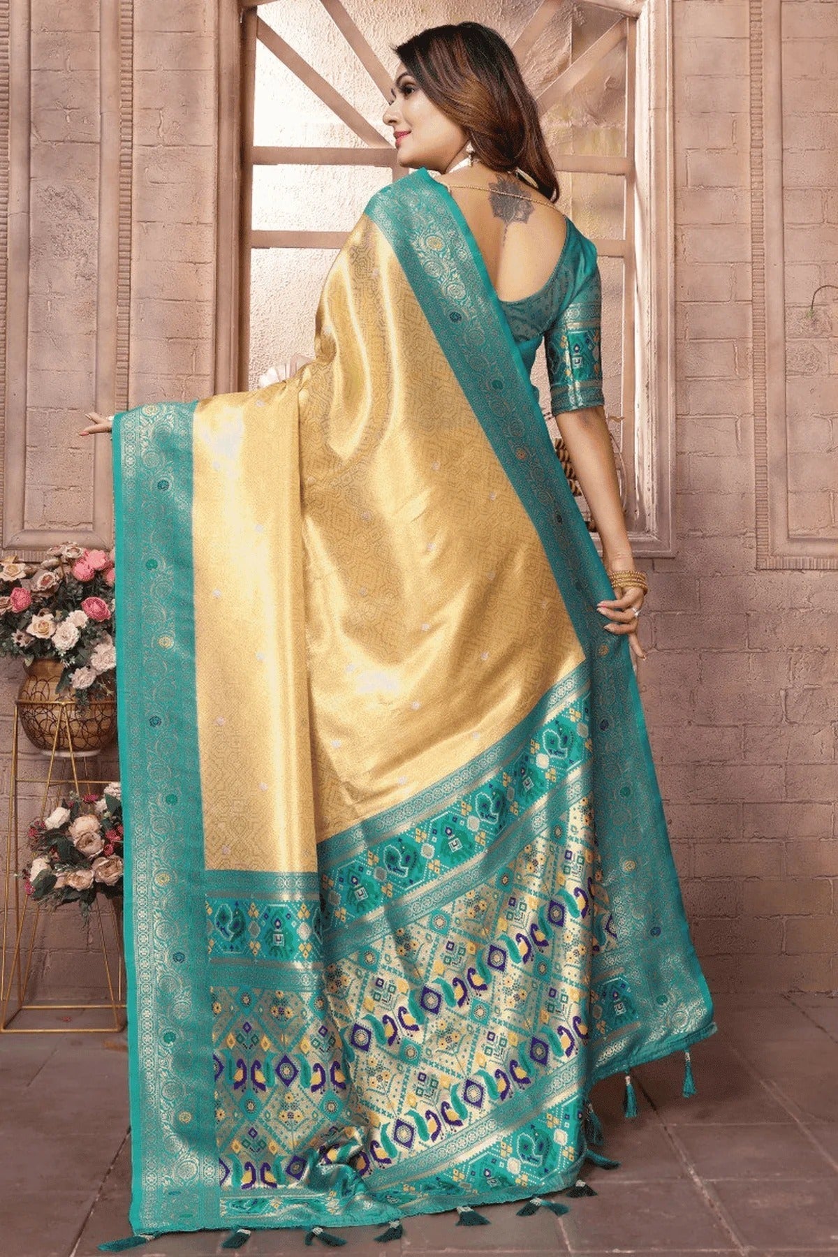 Cream Colour Woven Work Pure Banarasi Tissue Silk Traditional Saree SD1250330 B