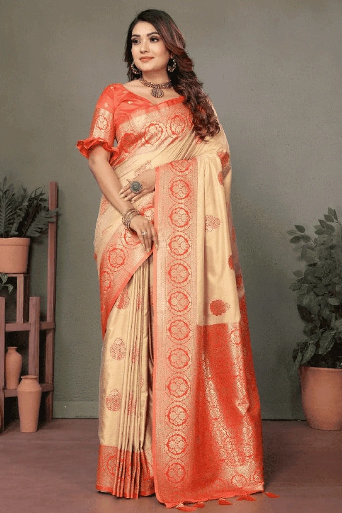 Cream Colour Woven Work Viscose Silk Traditional Saree SD1250259