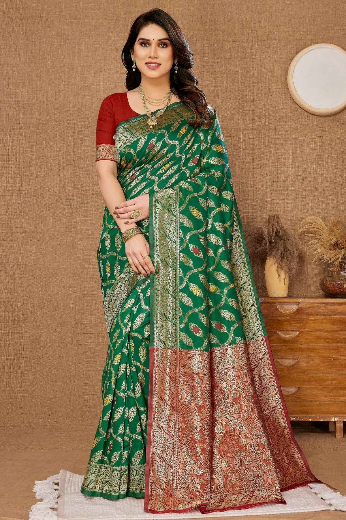 Green Colour Banarasi Silk Saree SD1110245