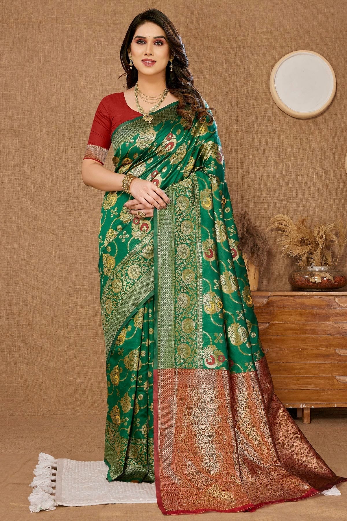 Green Colour Banarasi Silk Saree SD1110289