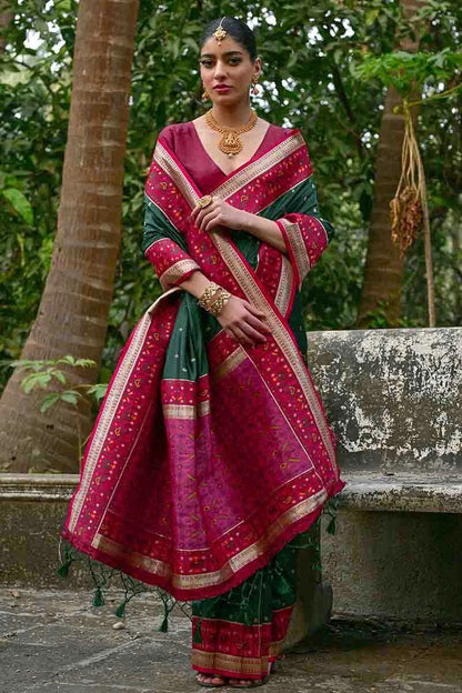 Green Colour Banarasi Silk Traditional Saree SD1260060 A