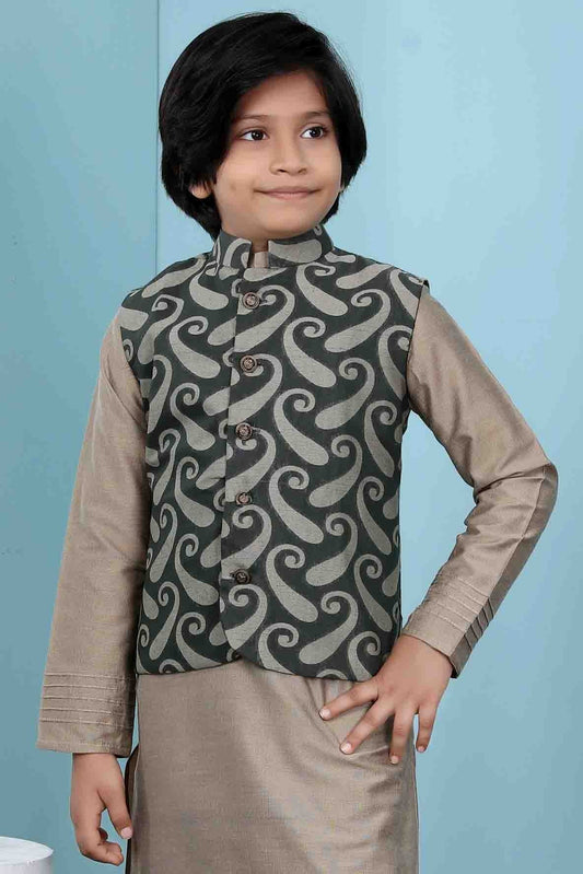 Green Colour Handloom Silk Jacket BW1070147
