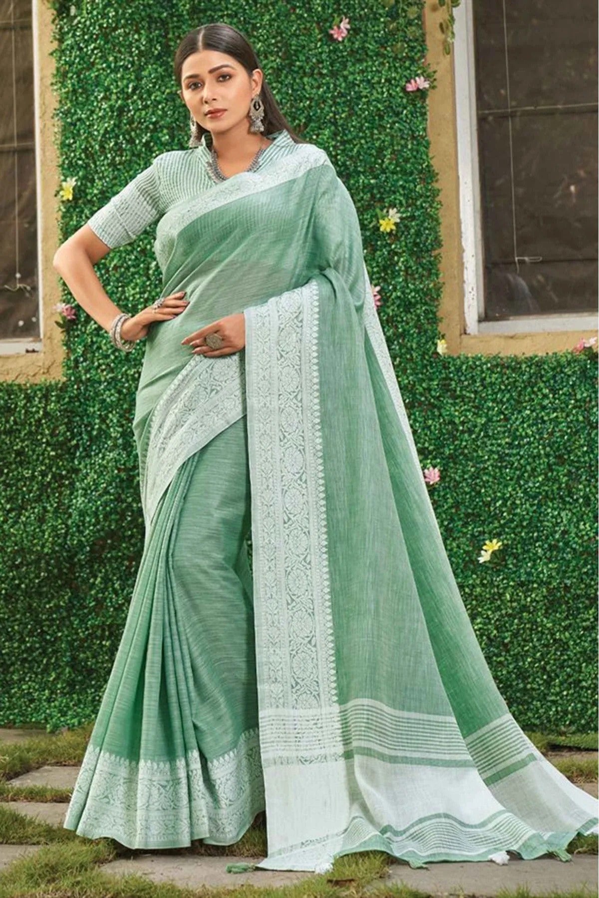 Green Colour Linen Woven Saree SD1100516
