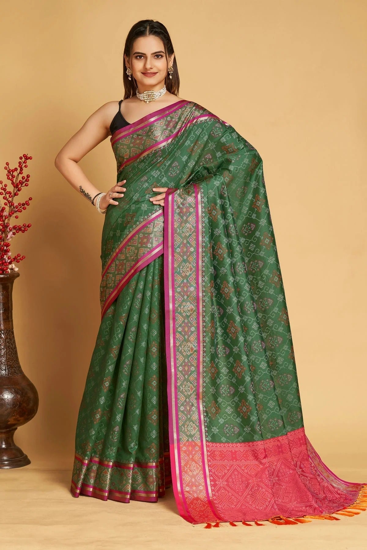 Green Colour Patola Silk Saree SD1110040