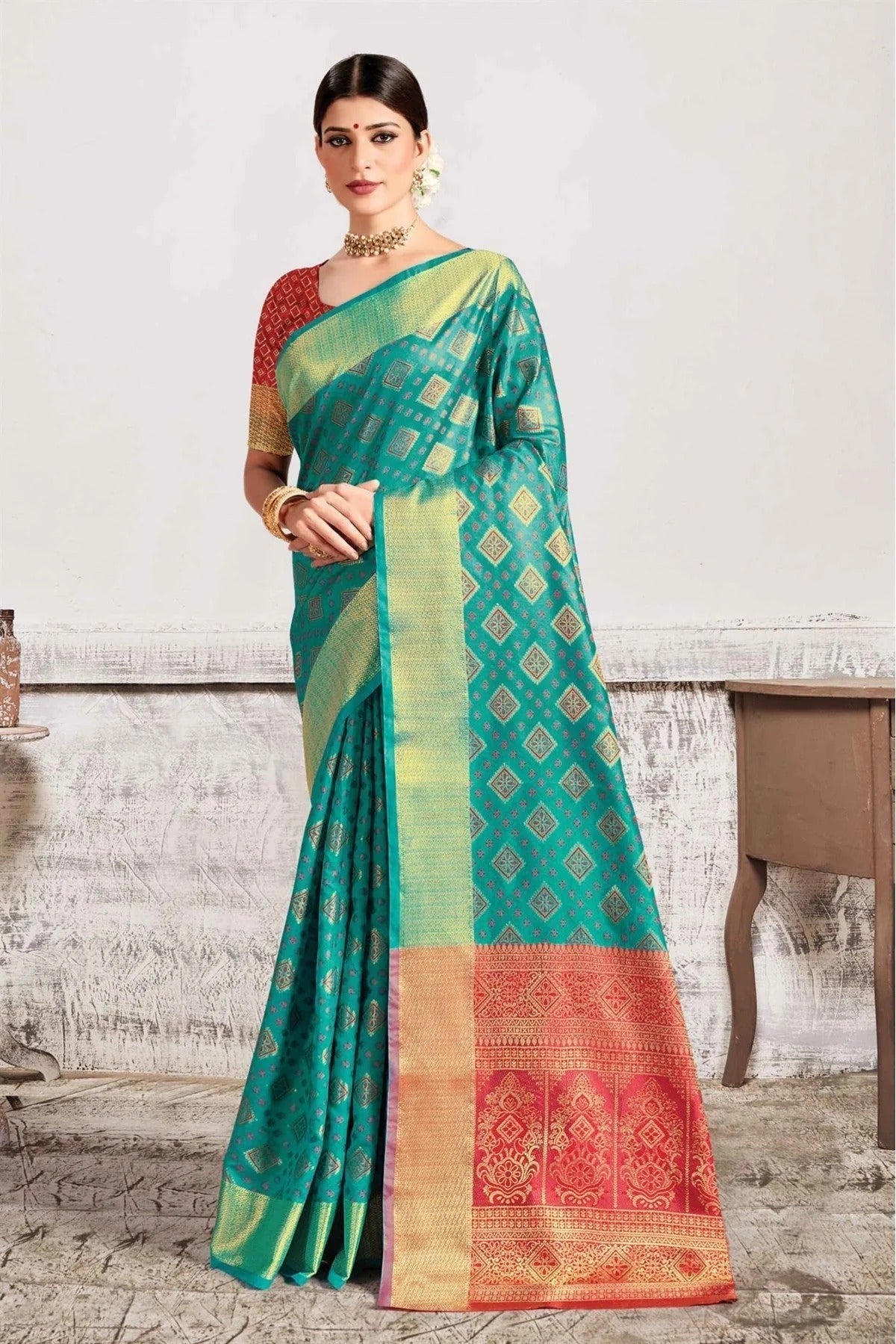 Green Colour Patola Silk Woven Saree SD1100290