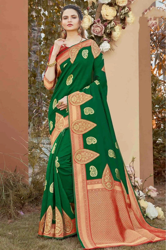 Green Colour Silk Traditional Saree SD1100001