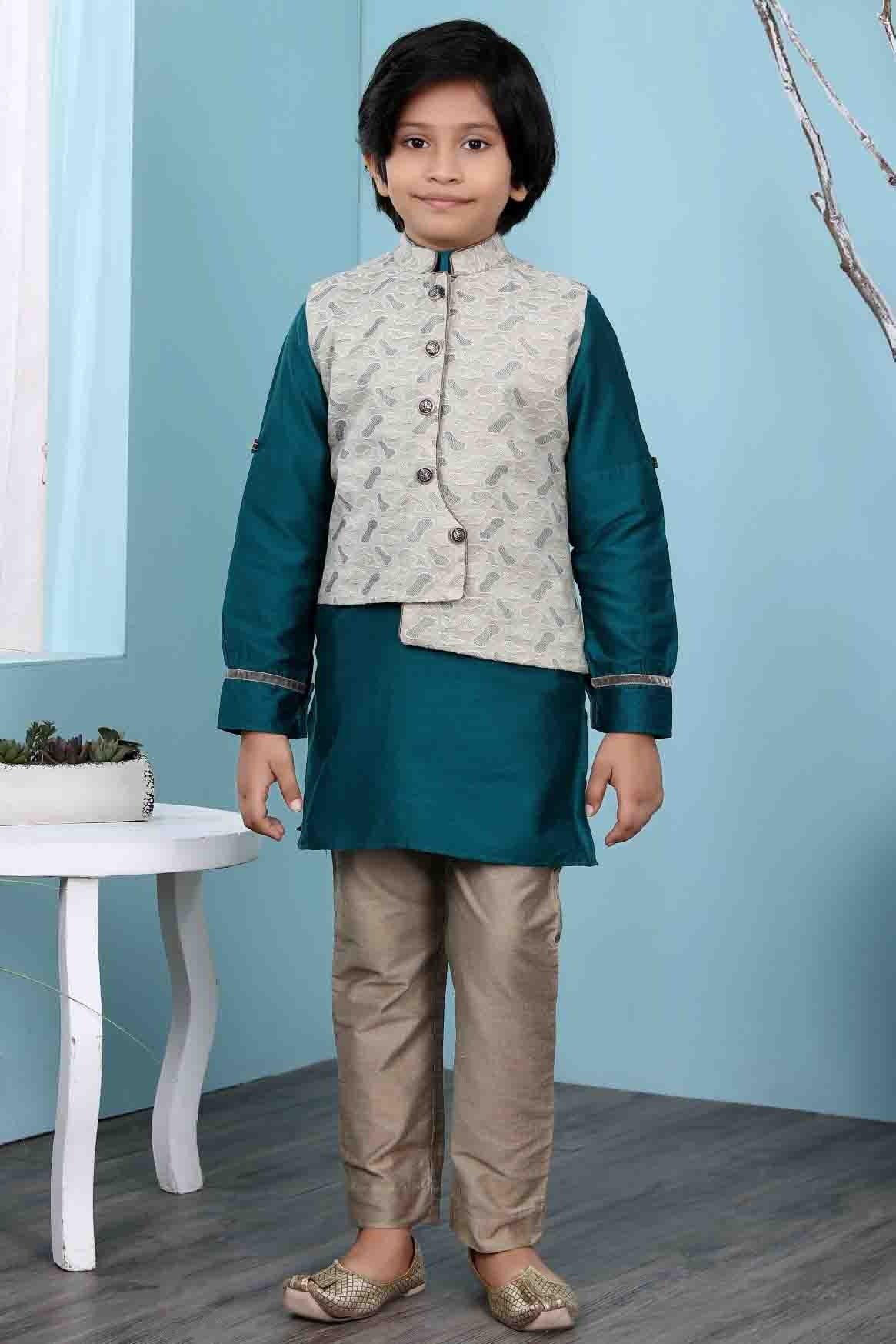 Green and Beige Colour Cotton Silk Kurta Pajama With Jacket BW1070116