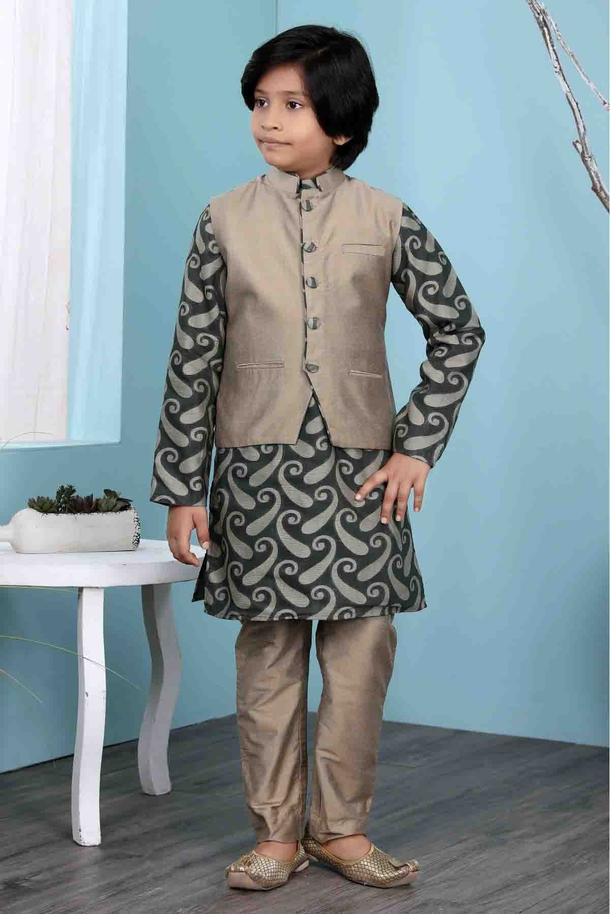 Green and Brown Colour Handloom Silk Kurta Pajama With Jacket BW1070113