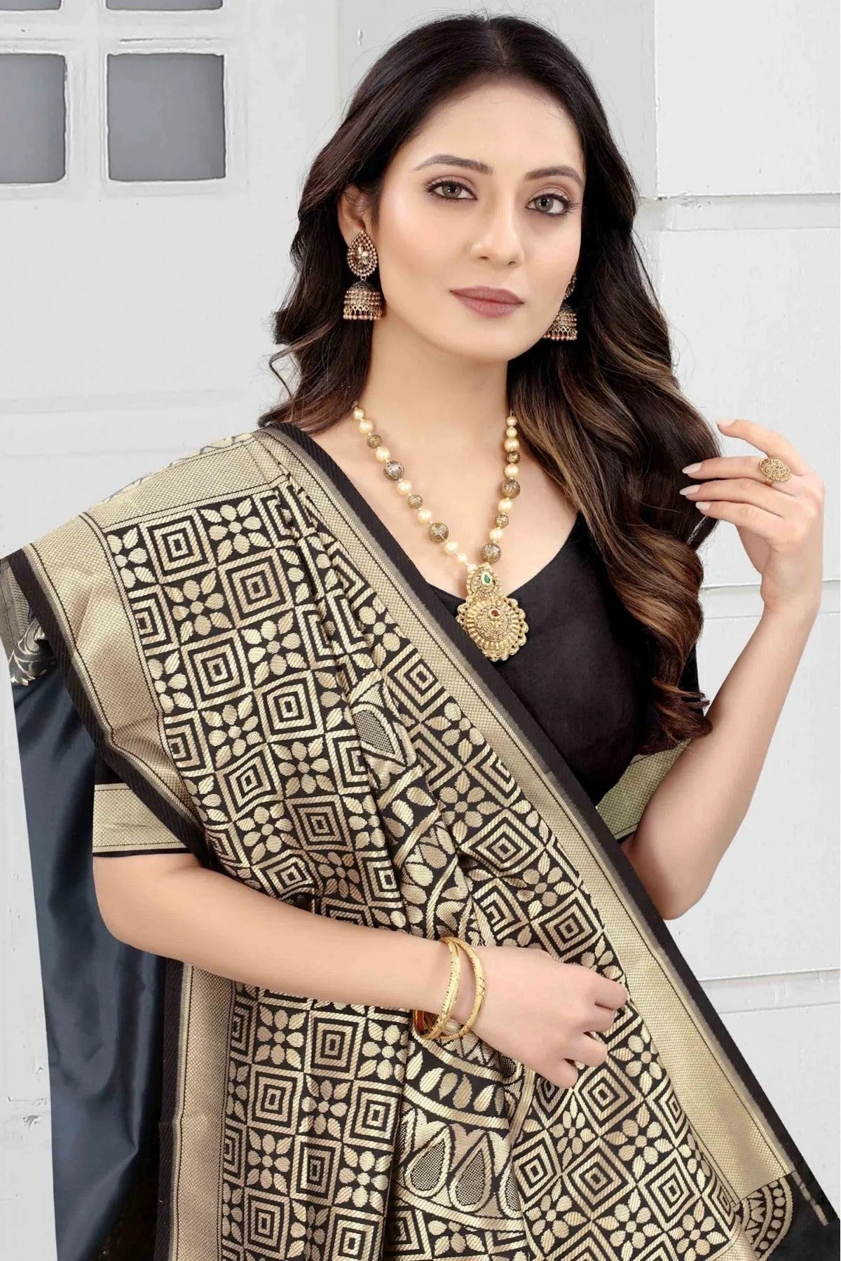 Grey Colour Banarasi Art Silk Woven Saree SD1120858 A