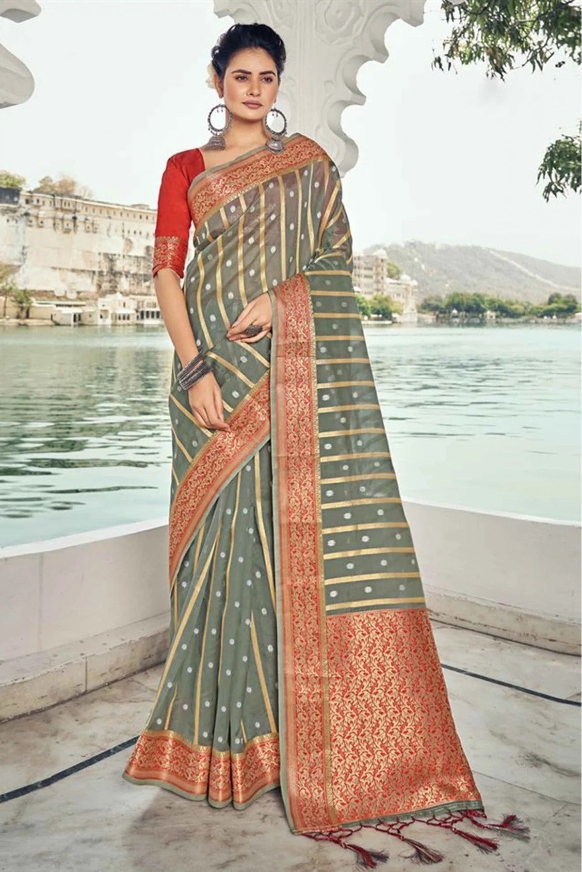 Grey Colour Organza Woven Saree SD1100472