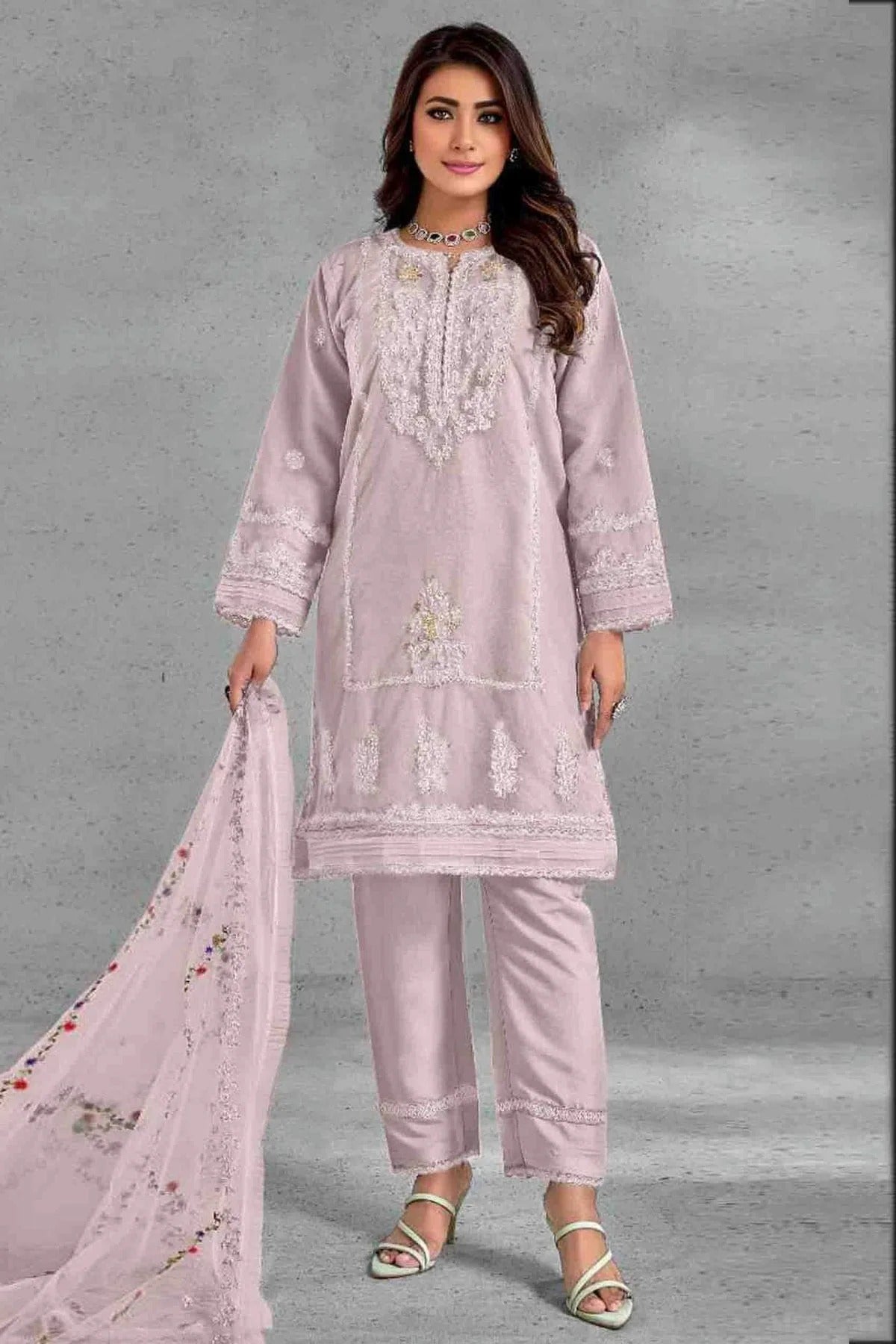 Lavender Colour Organza Pakistani Suit SM1140817