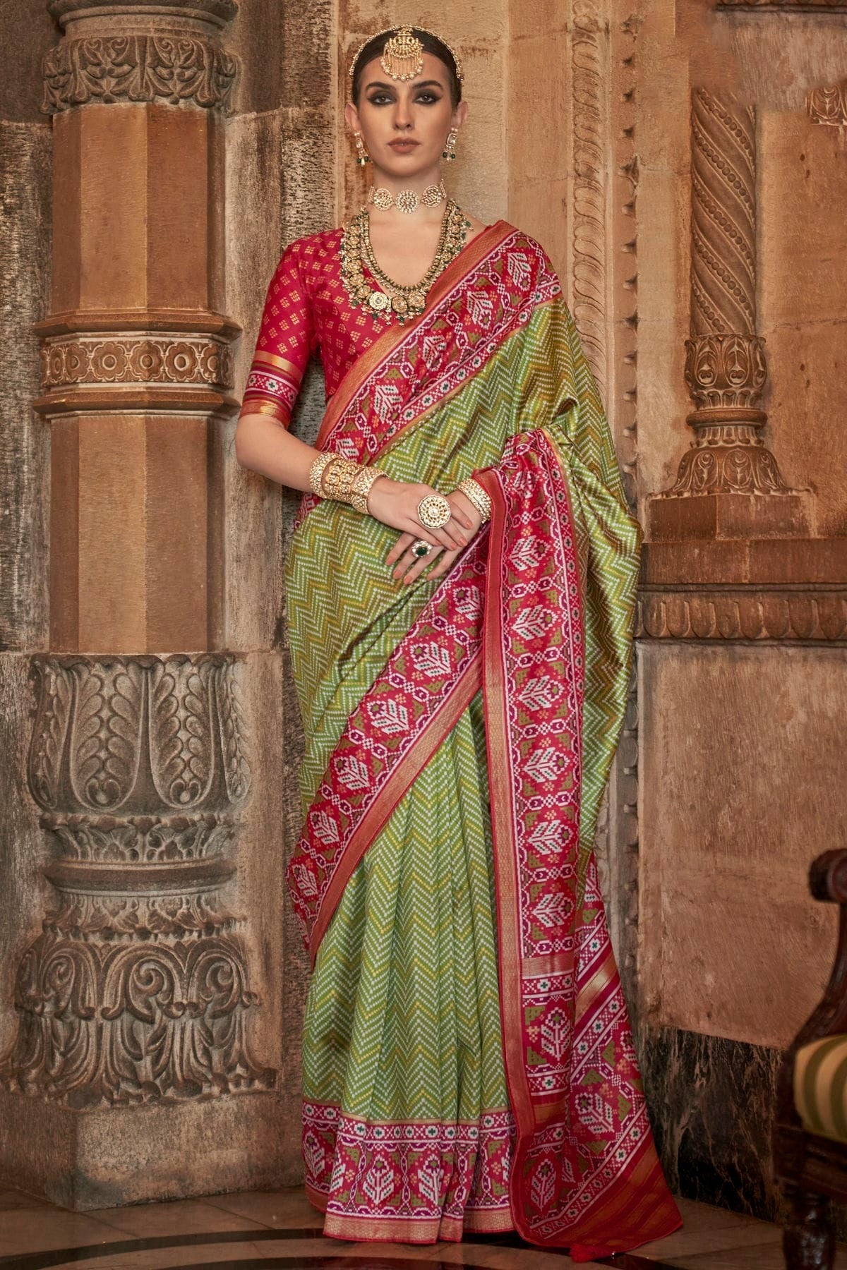 Mehendi Green Colour Banarasi Silk Saree SD1110261
