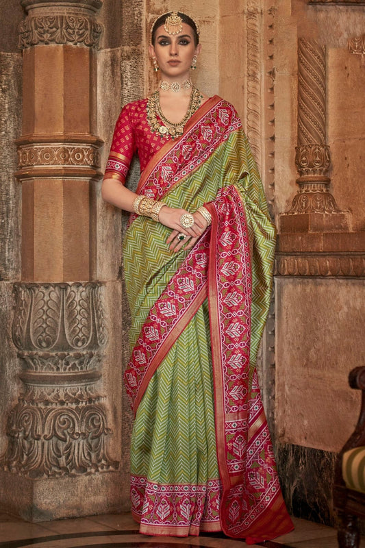 Mehendi Green Colour Banarasi Silk Saree SD1110261