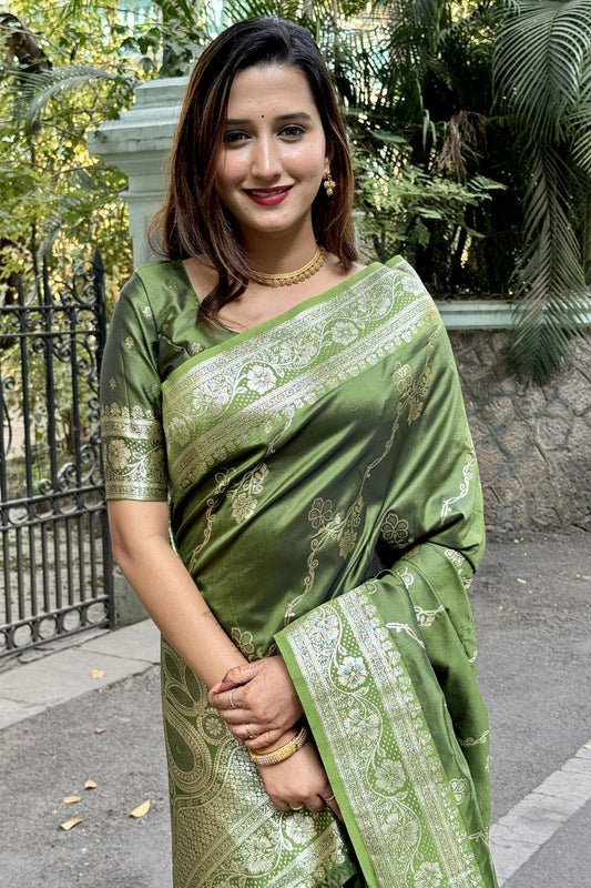 Mehendi Green Colour Banarasi Silk Traditional Saree SD1111944