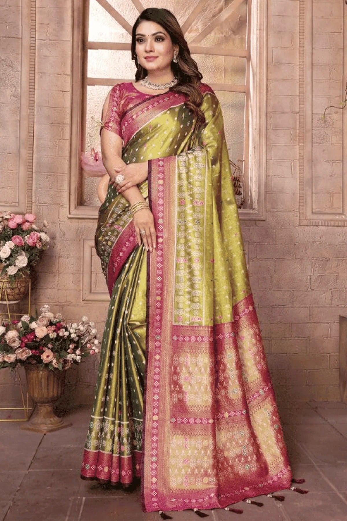 Mehendi Green Colour Woven Work Pure Banarasi Tissue Silk Traditional Saree SD1250300