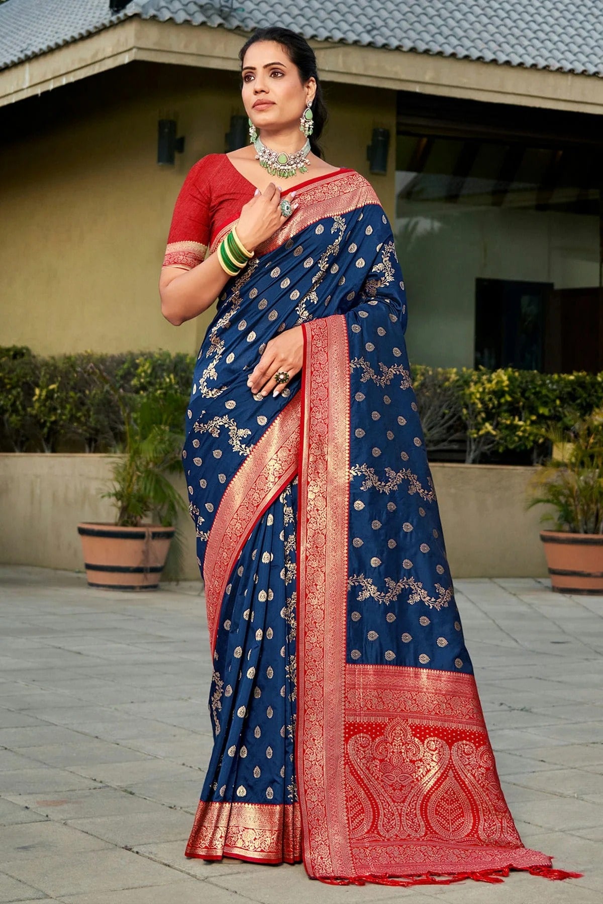 Navy Blue Colour Woven Work Banarasi Silk Saree SD1101779