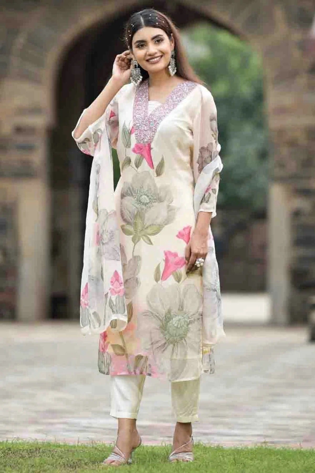 Off White Colour Georgette Stitched Suit SS1113308