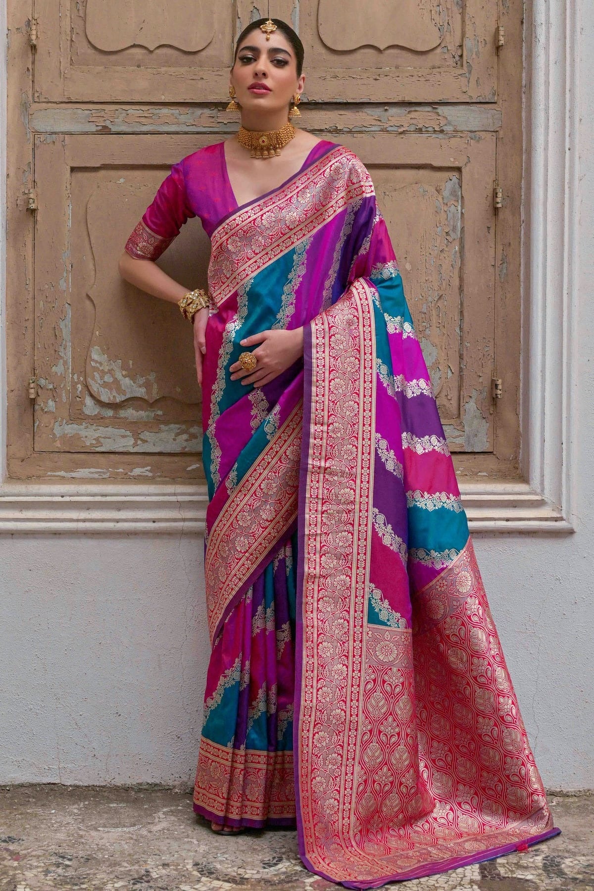 Pink Colour Banarasi Silk Traditional Saree SD1260042