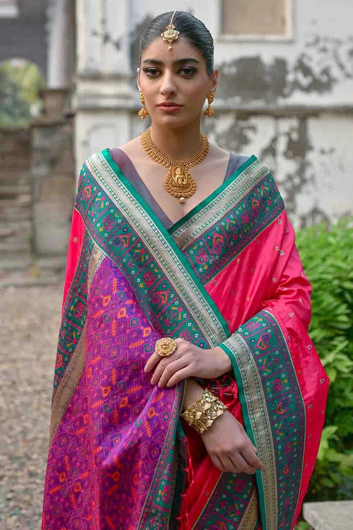Pink Colour Banarasi Silk Traditional Saree SD1260062 B