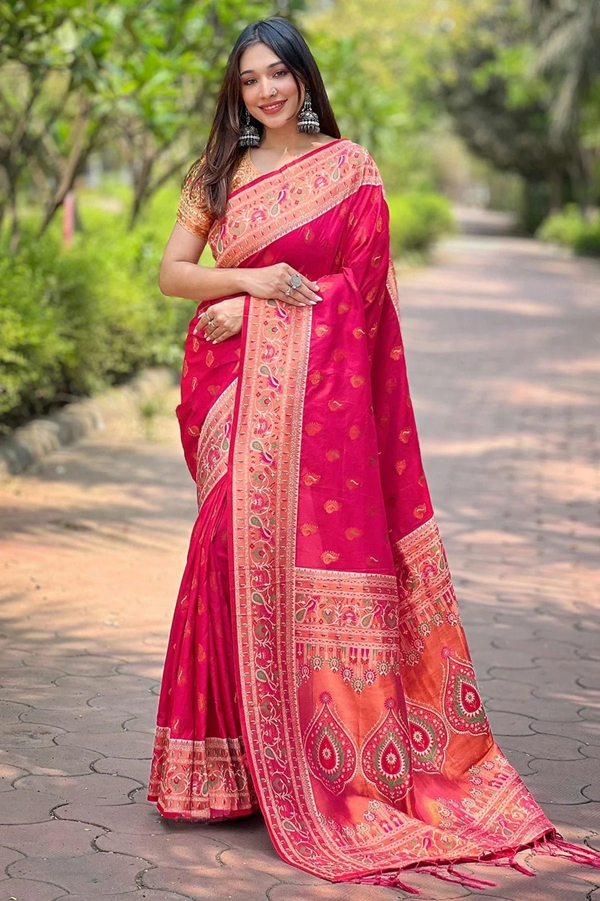 Pink Colour Paithani Silk Traditional Saree SD1110915