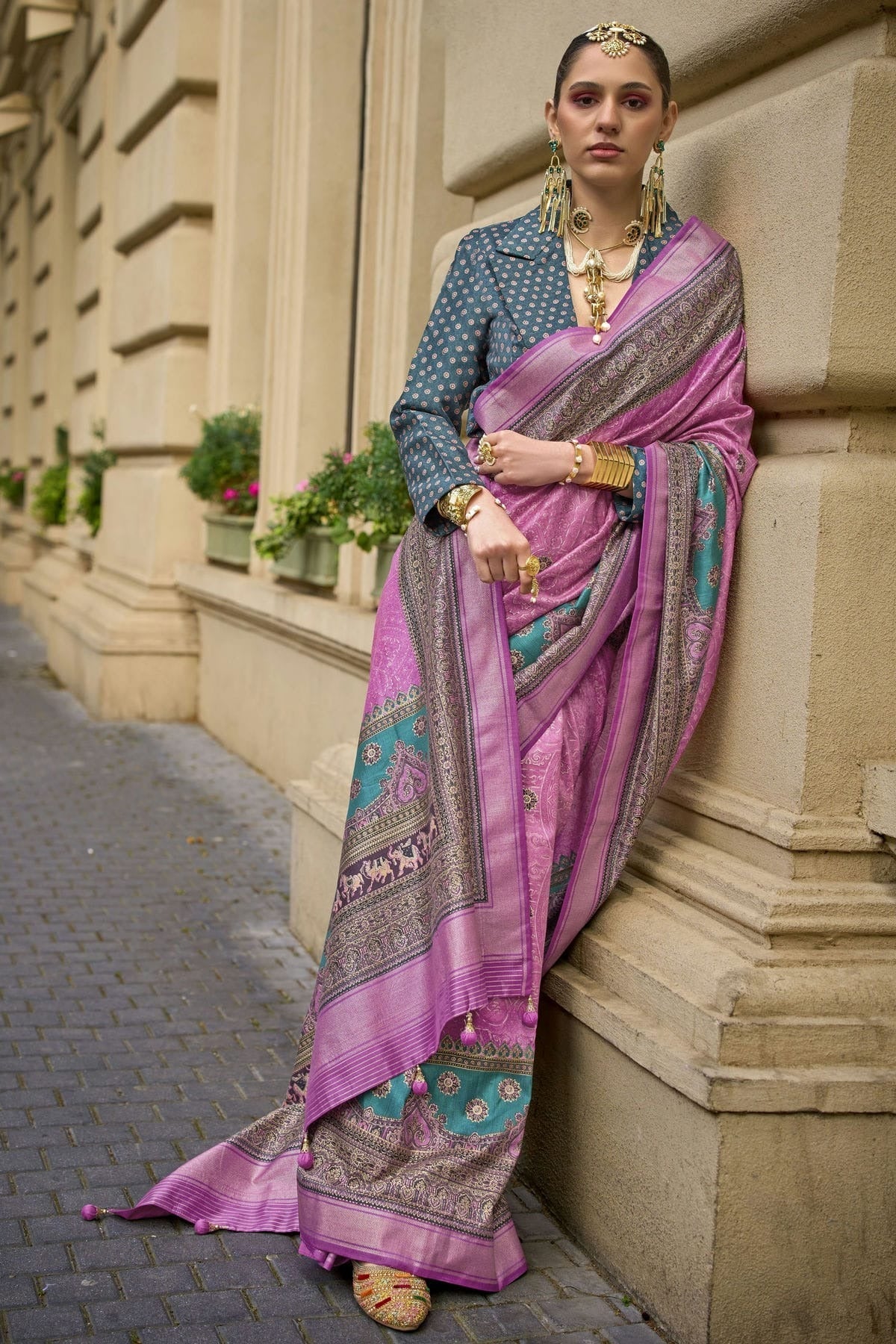 Pink Colour Silk Traditional Saree SD1111925