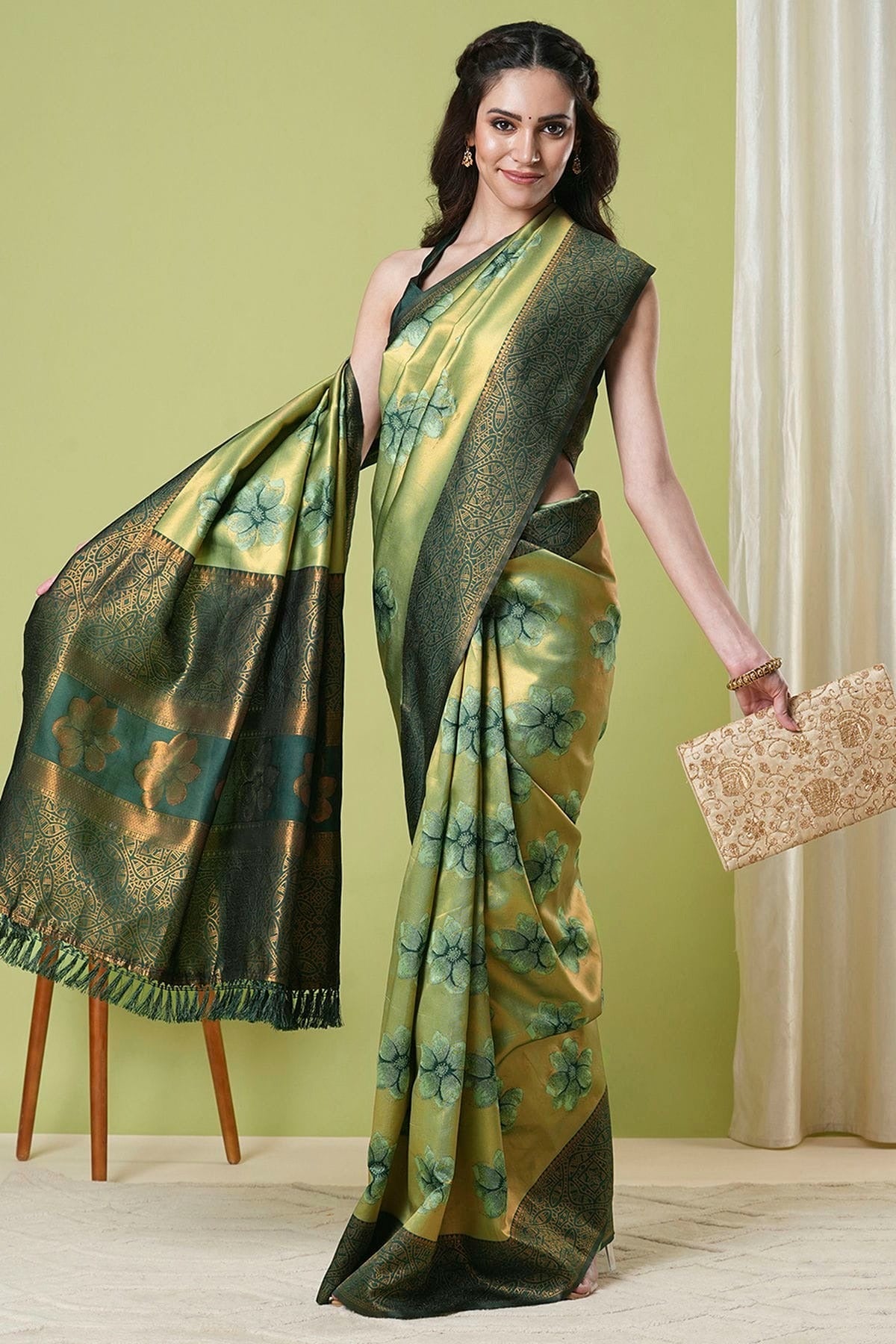 Pista Green Colour Banarasi Silk Traditional Saree SD1112636