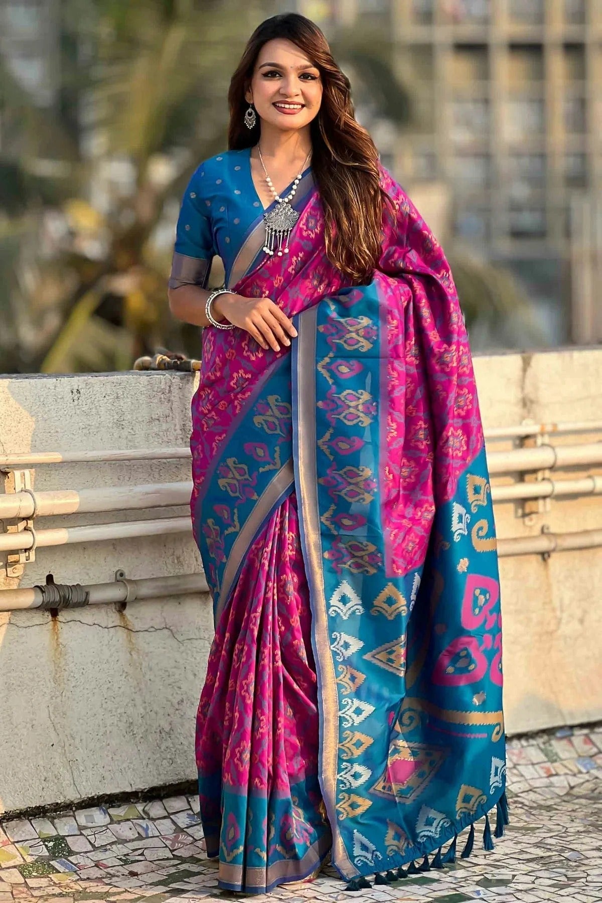 Purple Colour Patola Silk Traditional Saree SD1112667